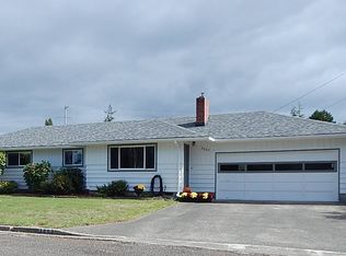 3603 Edgewood Dr, North Bend, OR