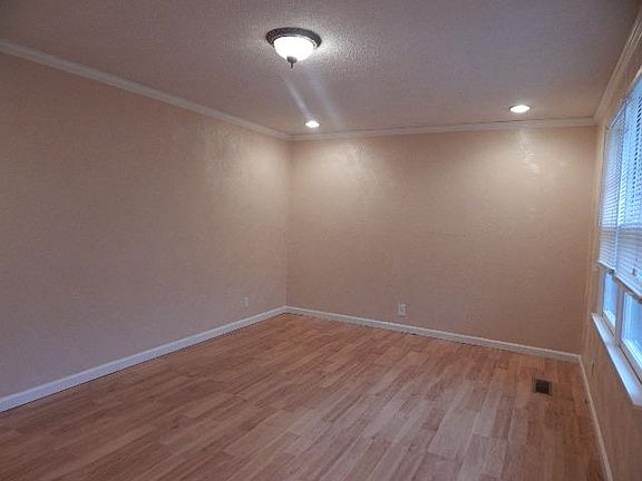 2nd image of 777 Southside Dr