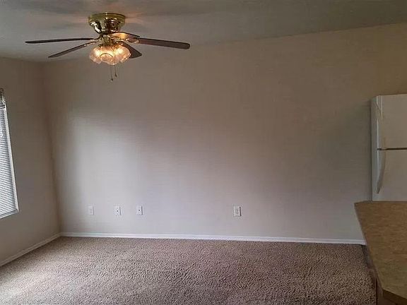 5th image of 6916 N Normandie St #6916