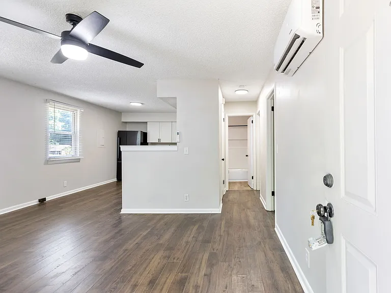 3413 Elm Hill Pike — Photo 16