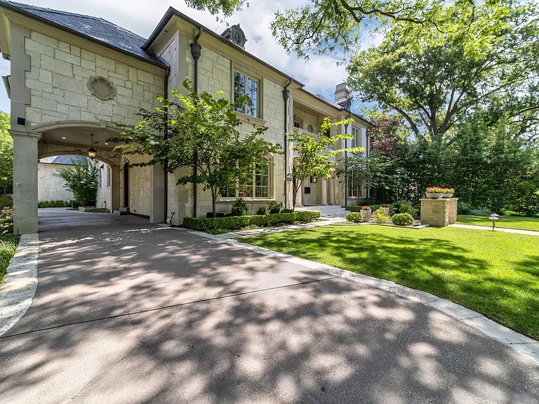 3548 Bryn Mawr Dr — Photo 30
