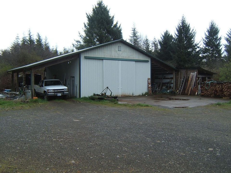 28x36 shop w/extended cover