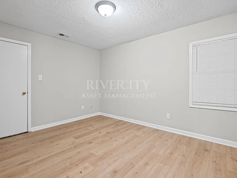 3801 Blue Jay Rd — Photo 9