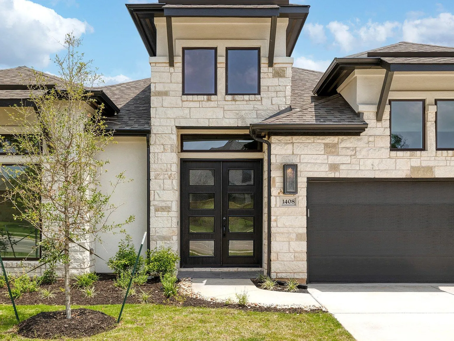 4 bed, 3.5 bath, 3126 sqft, $4,600 — Photo 3