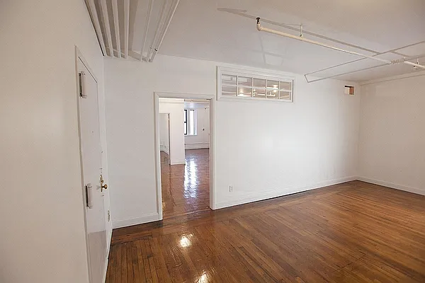 Rented by Voro NYC | media 42
