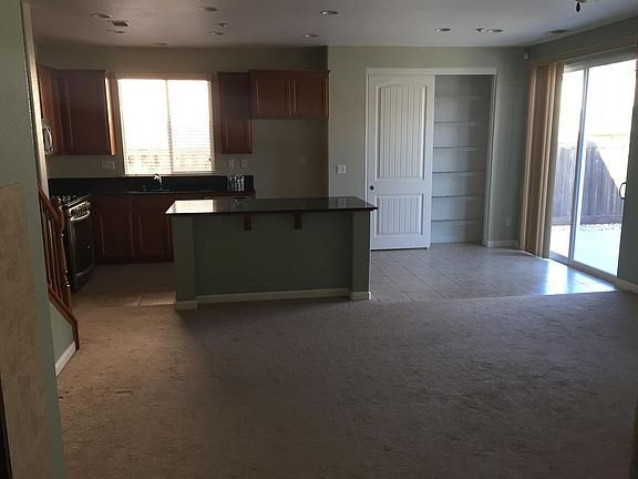 2nd image of 4543 Crimson Clover Dr