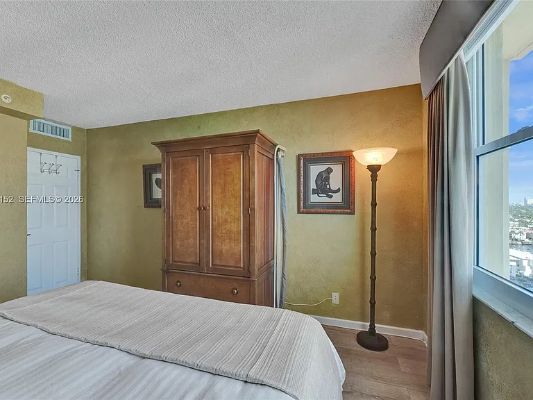2501 S Ocean Dr #1510 — Photo 22