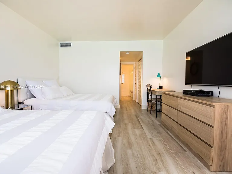 5601 Collins Ave #1204 — Photo 12