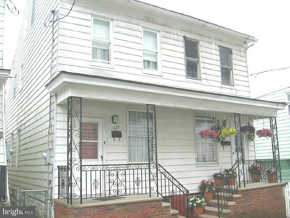 1st image of 231 N Diamond St