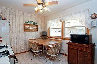 Kitchen / Breakfast Room