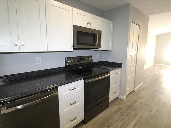 4th image of 5814 Richard Pl #5814