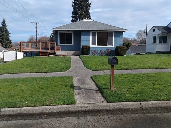 703 E 10th St, Port Angeles, WA 98362