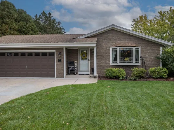 N69W23857 Michele LANE, Sussex, WI 53089