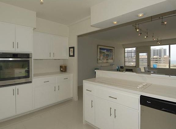 3rd image of 3200 NE 36 Street #PH1718