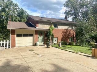 416 Filmore Rd, Pittsburgh, PA 15221