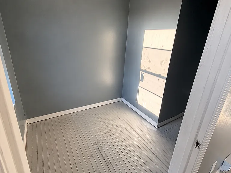 722 2nd Ave #2 — Photo 10