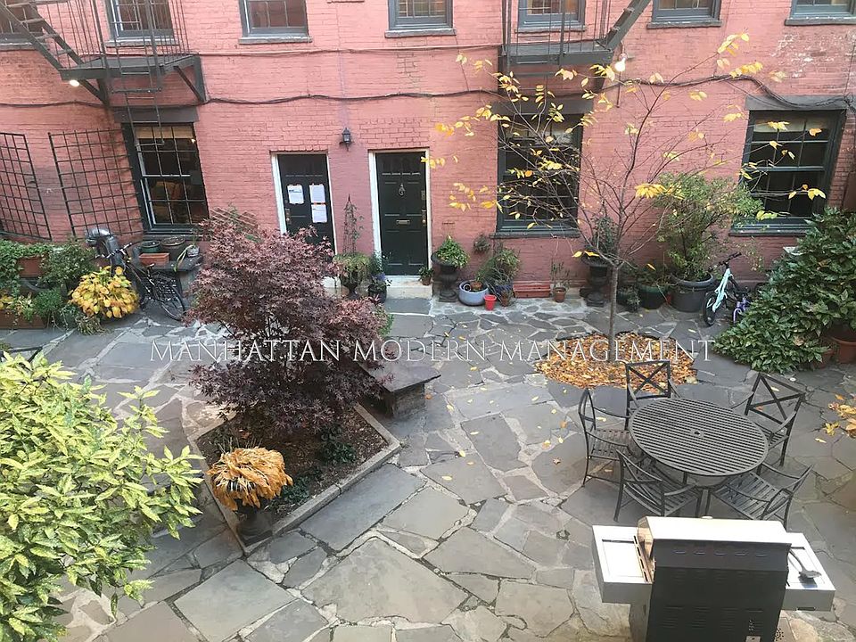 1st image of 47 King St #33