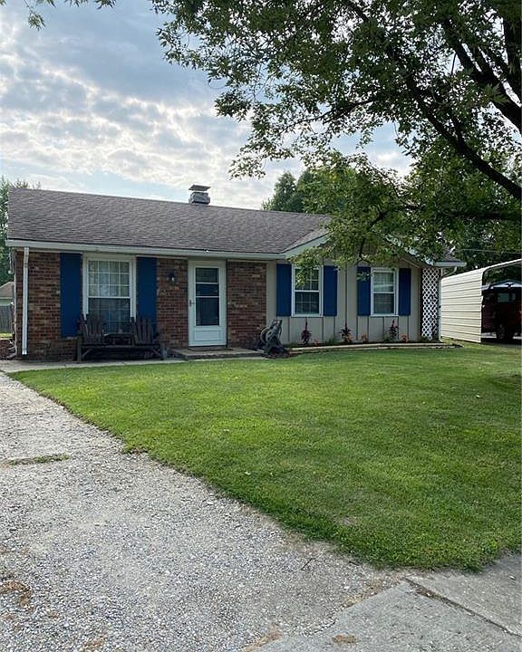 1st image of 1803 W Fairlawn Way