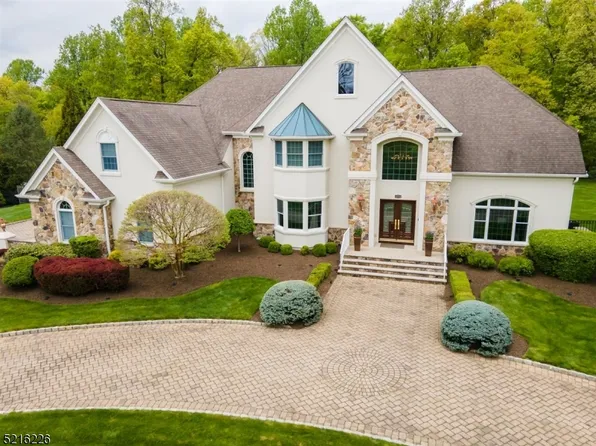 14 KENSINGTON COURT, Warren Twp., NJ 07059