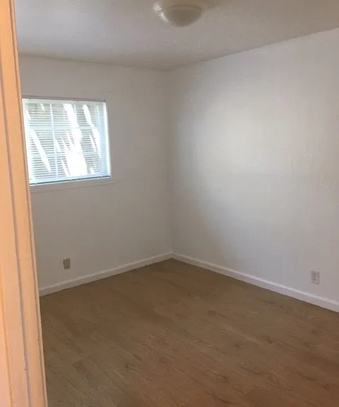 1539 Humboldt St — Photo 34