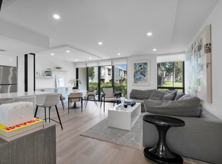 1006 Bridgewood Pl, Boca Raton, FL 33434