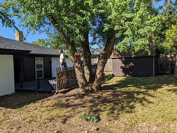 2nd image of 7220 Misty Meadow Dr S