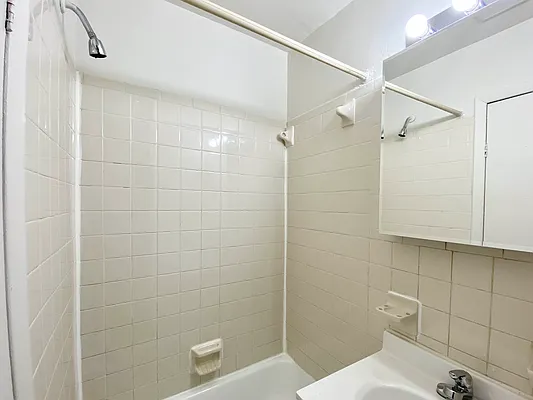Rented by Heller Organization | media 7