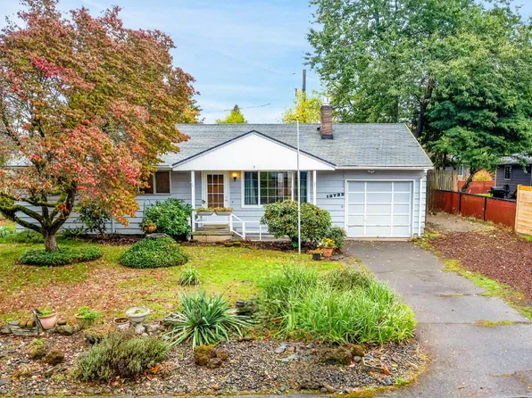 12722 NE Schuyler St, Portland, OR 97230