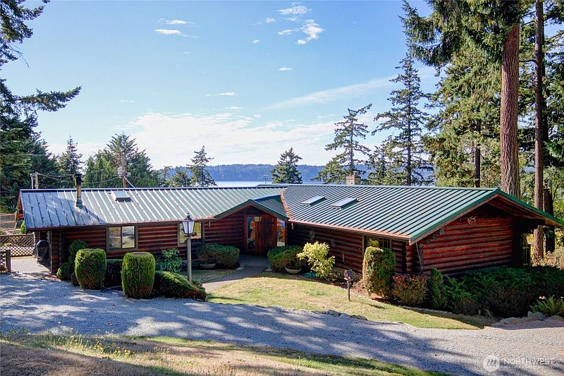 3rd image of 17368 Maple Lane