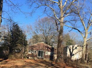 469 Auborn Ave, Shirley, NY 11967