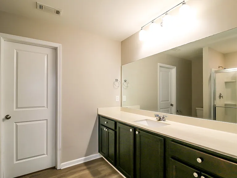 1091 Coldwater Dr — Photo 12