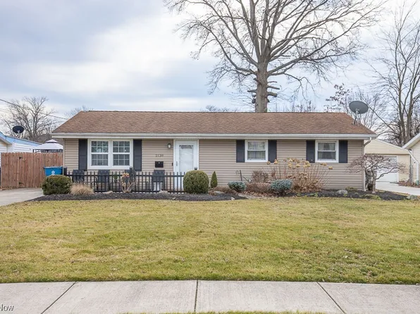 2138 E 39th St, Lorain, OH 44055