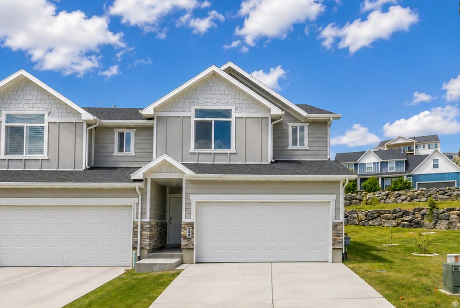 1st image of 798 E Ruby Dr