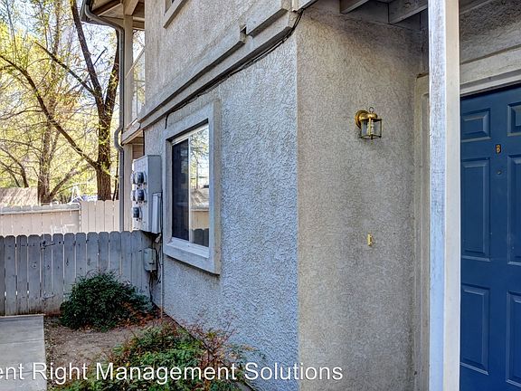 3rd image of 715 Bird St APT B