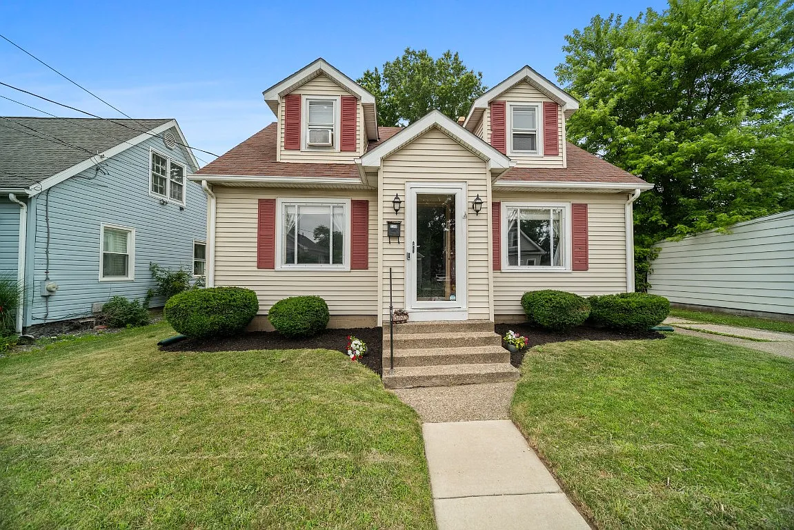 2315 Taggert St photo 1