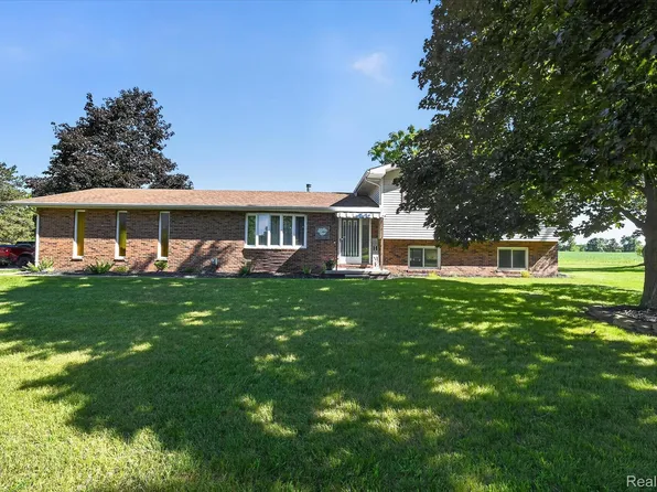 4152 Allen Rd, Tecumseh, MI 49286