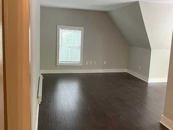 2nd image of 1213 Cline Ave #B