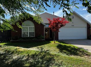 710 Emerald St, Lowell, AR 72745