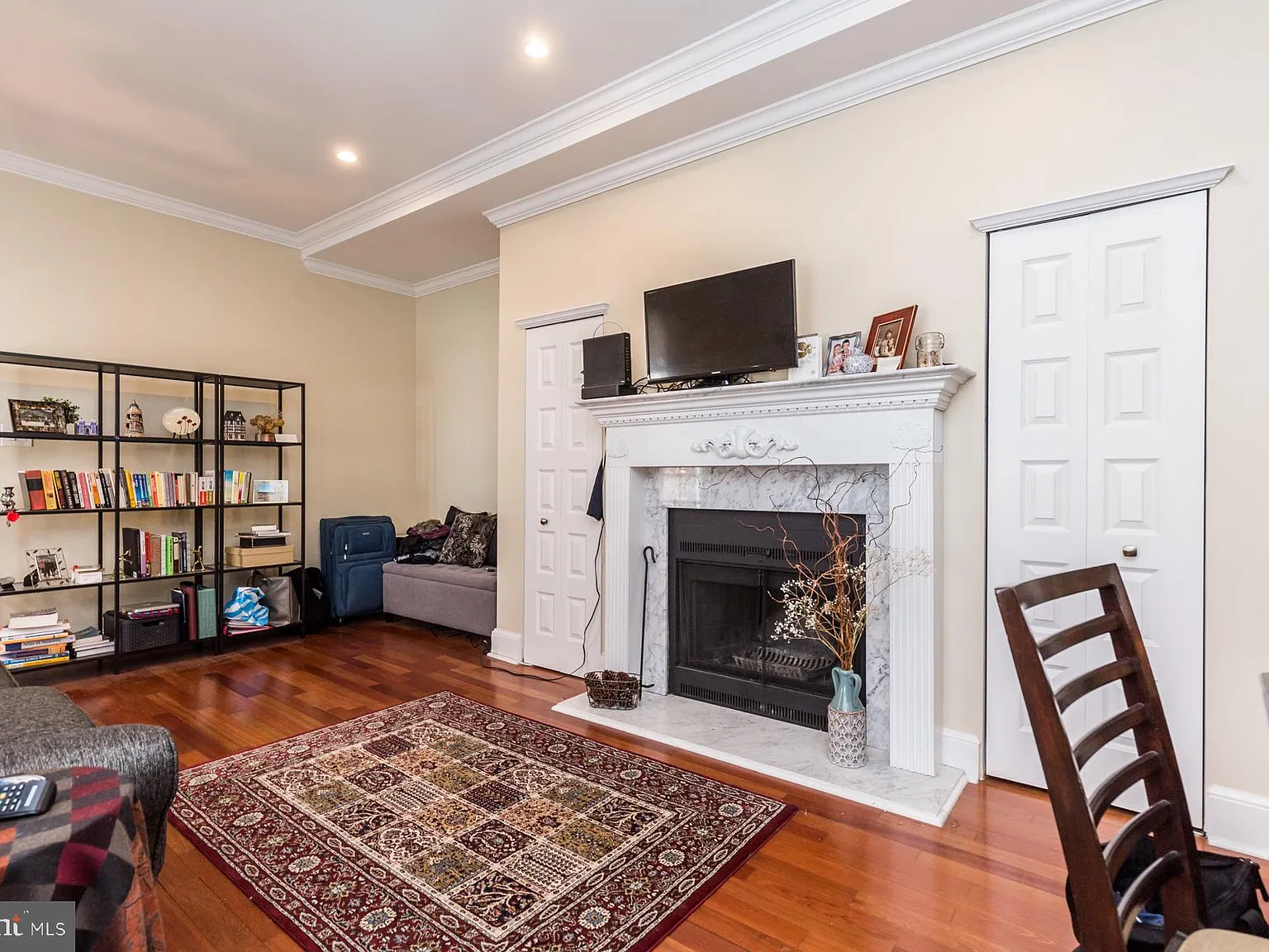 1 bed, 1.0 bath, 800 sqft, $1,695 — Photo 3