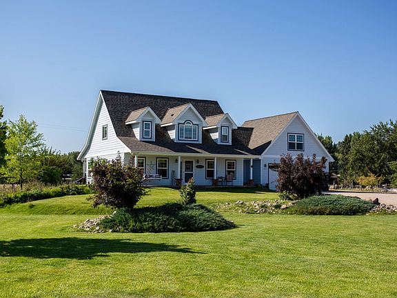 3rd image of 5575 Monty Ln