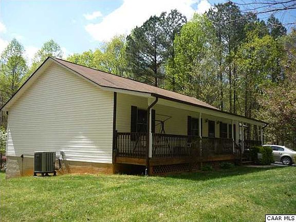 3rd image of 88 Dogwood Lake Dr