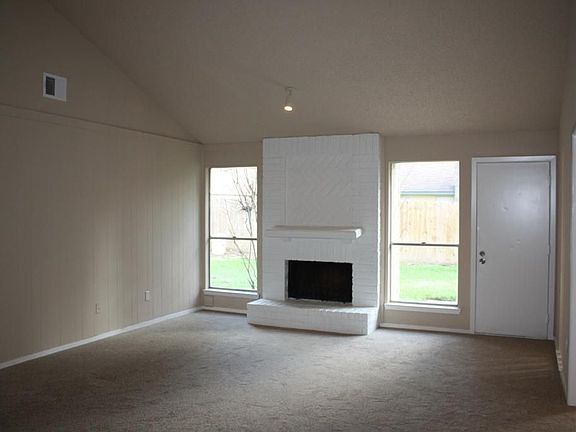 4th image of 5445 Greenhill Forest Dr