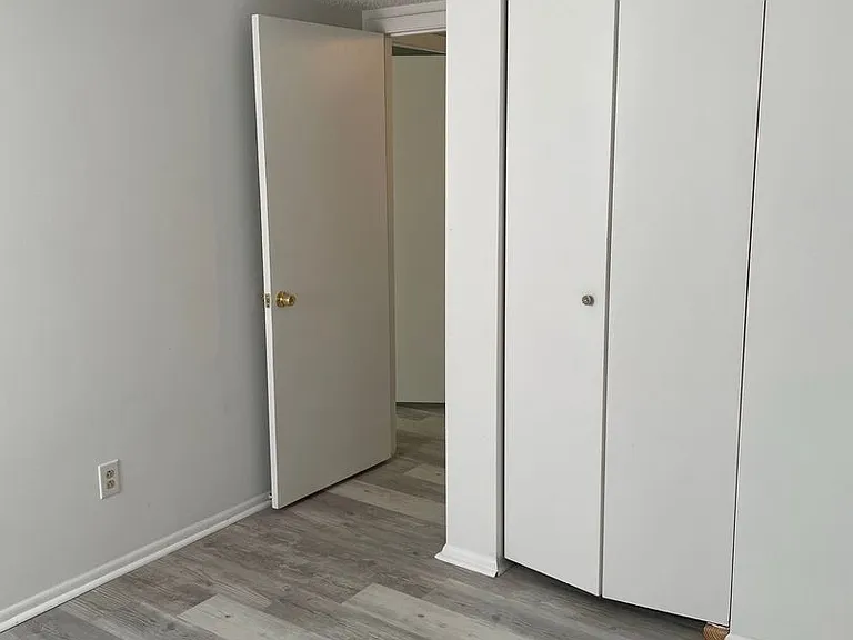 5716 Summit Arch — Photo 18