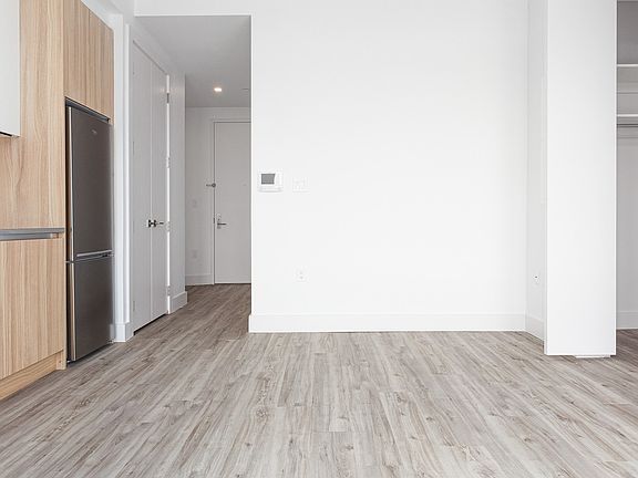 4th image of 584 4th Ave #808