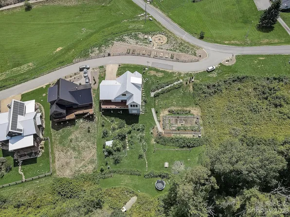 208 Westridge Farm Rd #5, Asheville, NC 28804