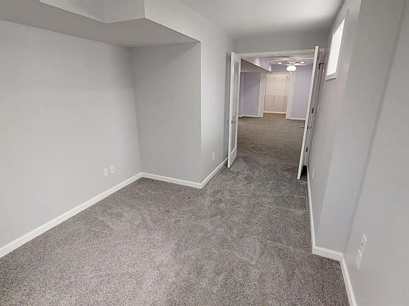 4th image of 5609 Eagle Creek Ct