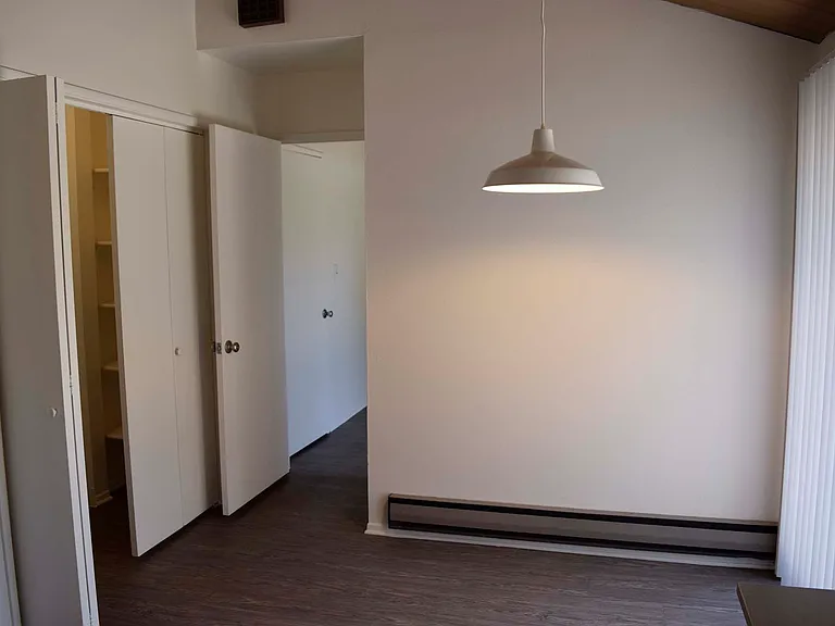 Ojai Gardens Apartments (Resort Apartments L.L.C.) — Photo 36