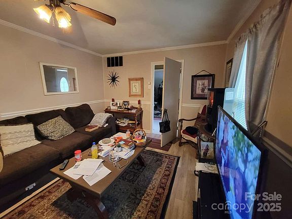 5th image of 6801 Somersworth Dr