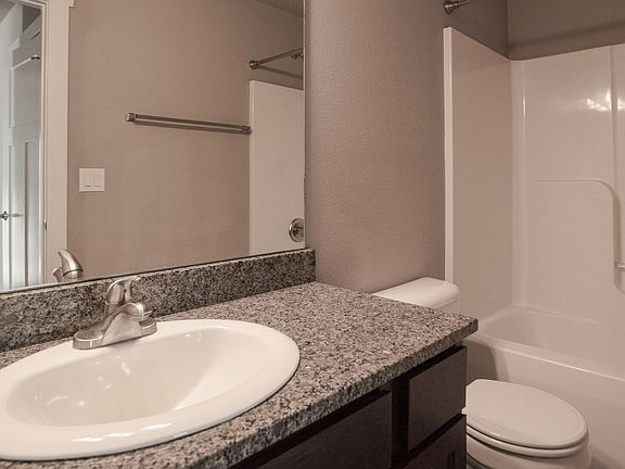 5th image of 2271 3rd Ave SW #2283