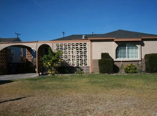6433 Bollenbacher Dr, Pico Rivera, CA 90660
